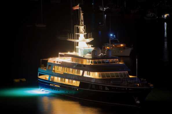 26 July 2020 - 23-17-59
Some underwater lights add to the illusion. The Virginian's night lights are some of the best we've seen.
----------------------
62 metre superyacht Virginian in Dartmouth at night